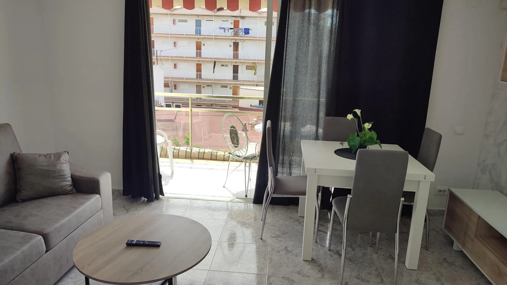 Apartamento Pitarra Cerca De Portaventura Salou 0*,